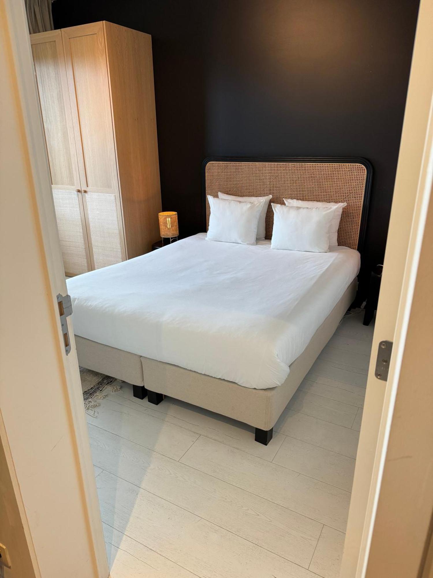 3 Room Luxury Design Apartment With Airconditioning, Close To Gent St-Pieters Station Exterior foto